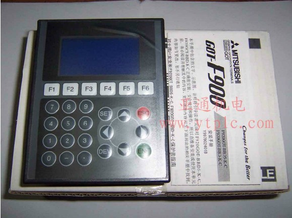 三菱觸摸屏 F920GOT-BBD5-K-C 全新無(wú)包裝