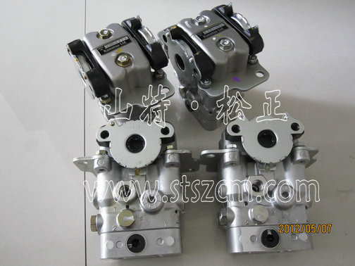 PC200-8行走PPC閥，操縱PPC閥，純正小松挖掘機(jī)配件