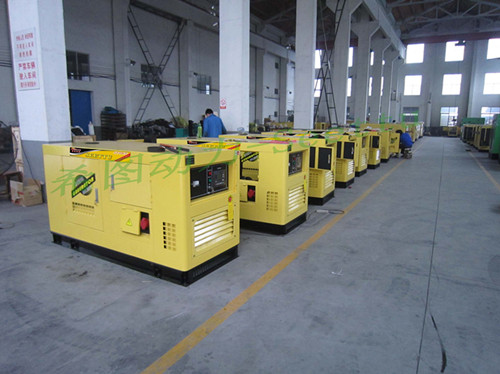 靜音15KW柴油發(fā)電機 超靜15KW柴油發(fā)電機 15KW柴油發(fā)電機