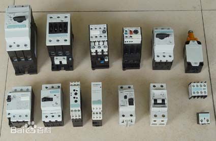 西門子3RV11211EA10系列電機保護器聯系天津天地通陳豪