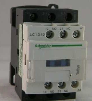 供應施耐德LC1D32C7C交流接觸器