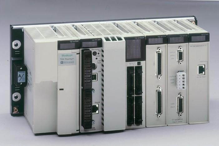 140ACI03000 莫迪康現(xiàn)貨甩賣！