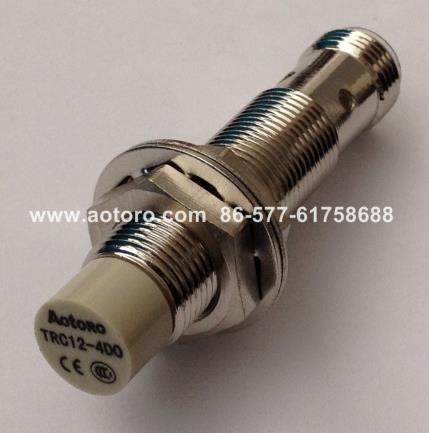 庫存供應接近開關TRC12-4DO圓柱型帶連接器
