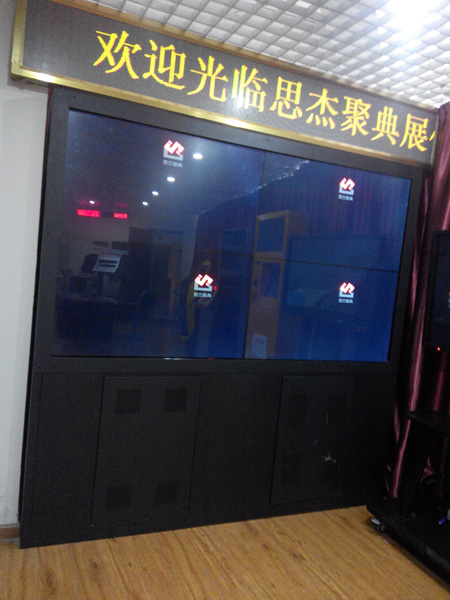 成都市做全彩拼接屏一體機的