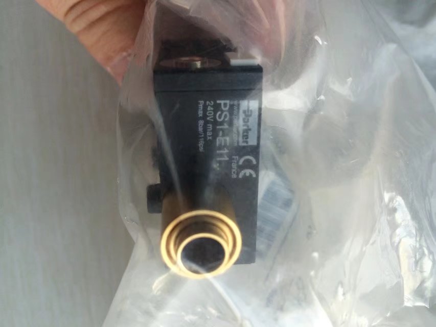 D1VW4CNJP電磁換向閥報(bào)價(jià)速度超人，四座。