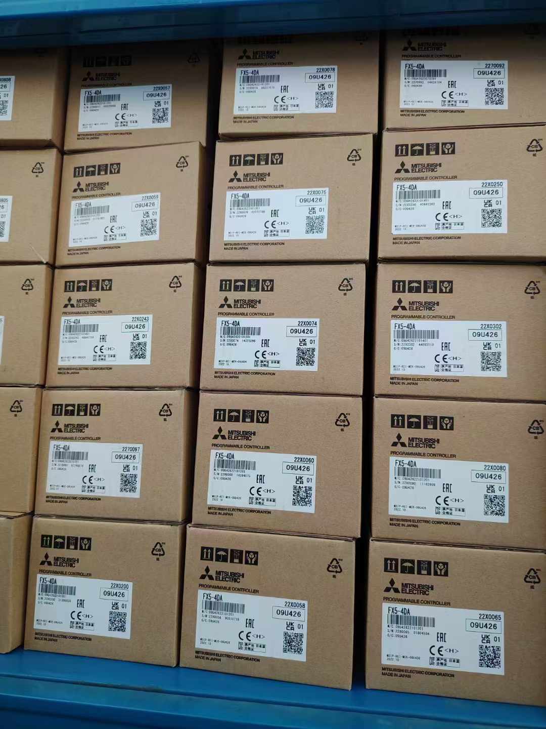 三菱 QJ71GF11-T2 控制模塊 議價