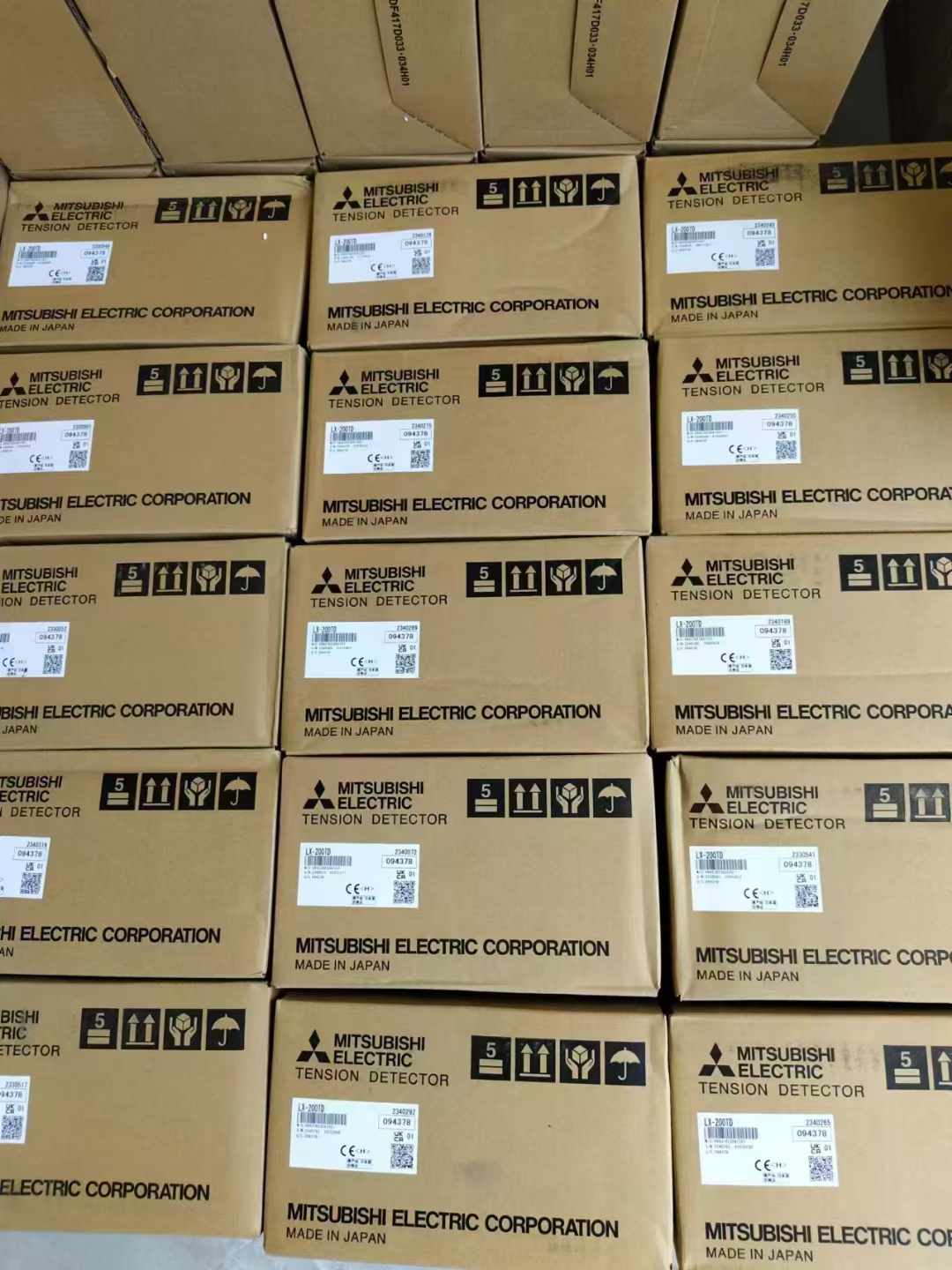 三菱 FX3U-64MT/ESS-BS 控制模塊 議價(jià)