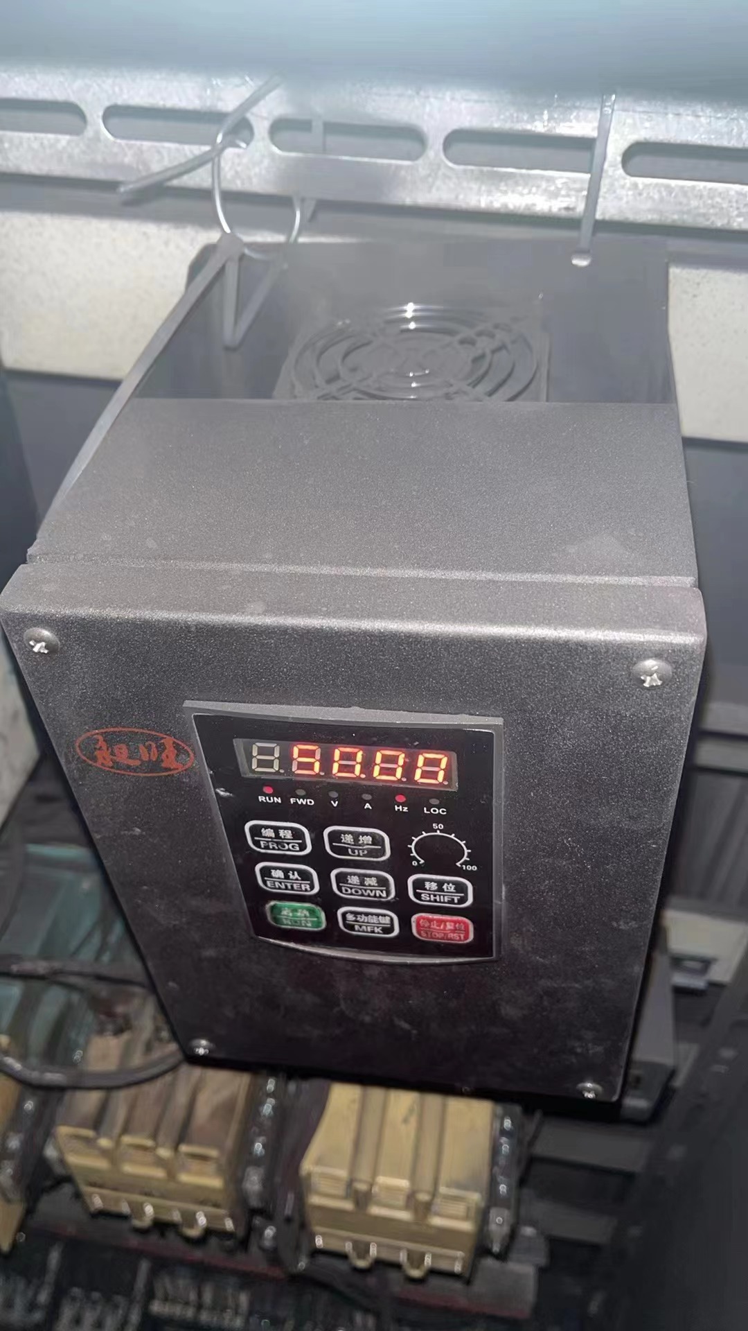 上海昶旺拋光機防金屬鐵屑變頻器
