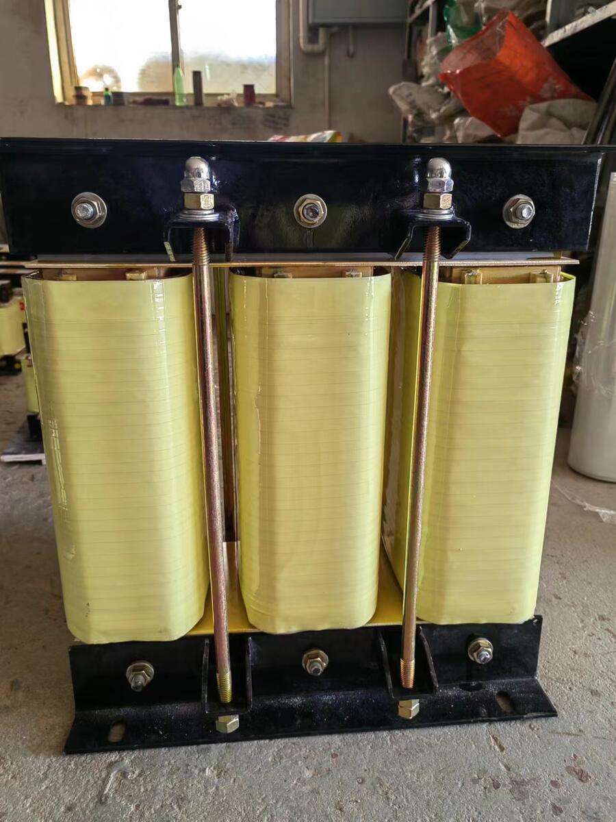 DCL-12A /3.7KW電感量6.3MH直流平波電抗器技術(shù)參數(shù)咨詢