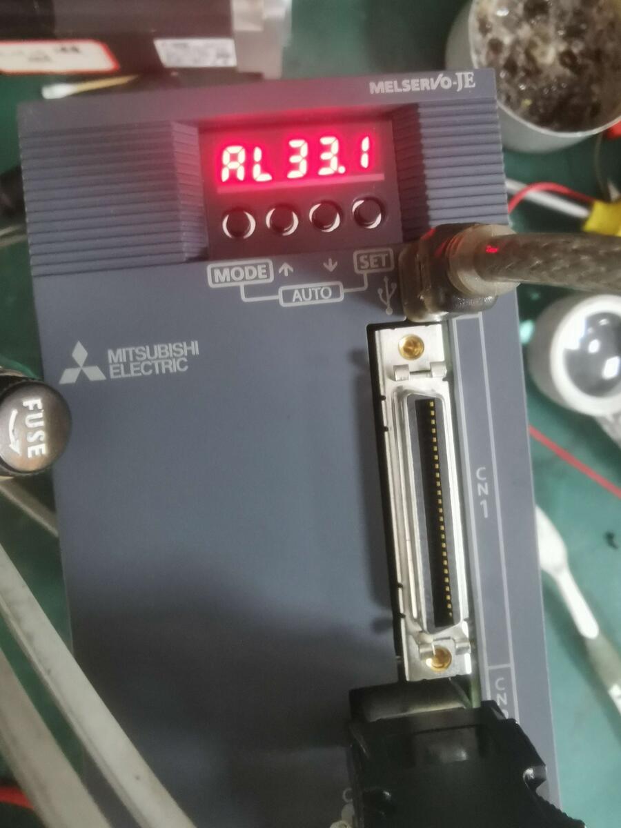 無(wú)錫三菱MR-J2S系列驅(qū)動(dòng)器AL32.3 AL50.1報(bào)警維修
