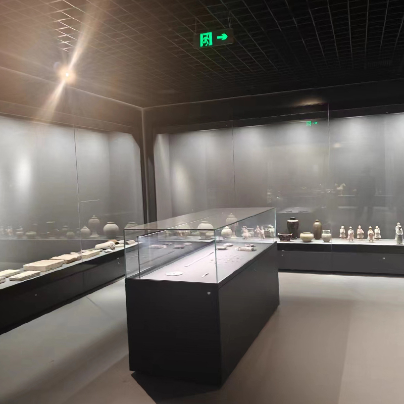青海博物館展柜玻璃材質(zhì)，青海博物館展柜電機(jī)，青海博物館展柜表面處理工藝