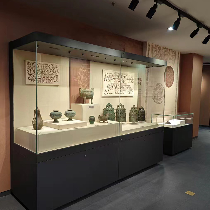 甘肅博物館展柜照明系統(tǒng)，甘肅博物館展柜維修，甘肅博物館展柜安裝調(diào)試