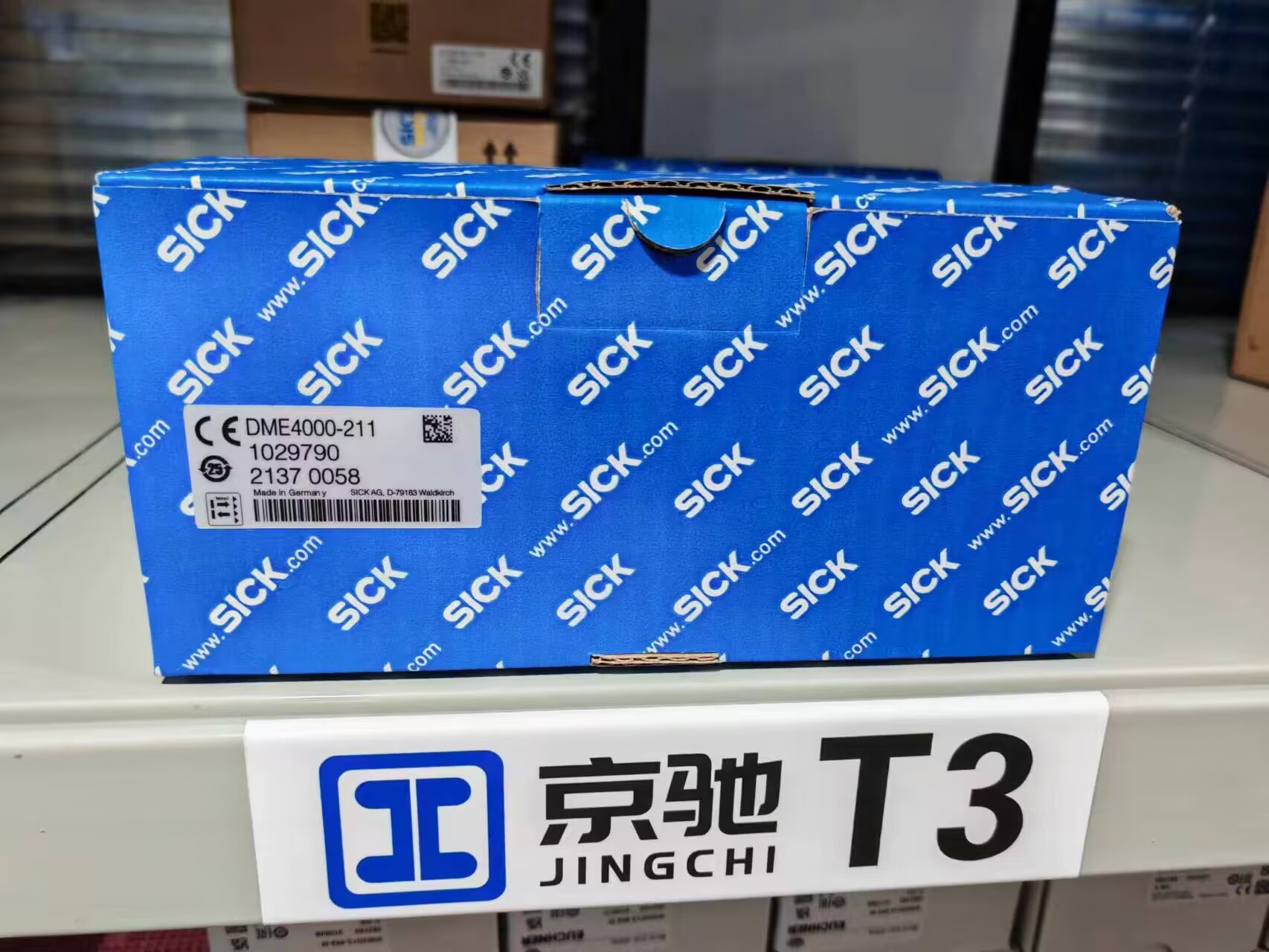 DZ47s C型2P 16A FR-D740-0.75K-CHT