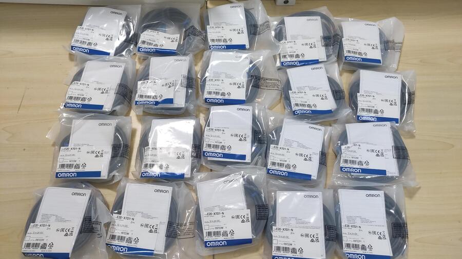 歐姆龍接近開(kāi)關(guān)E2E-X7D1-N正品原裝現(xiàn)貨