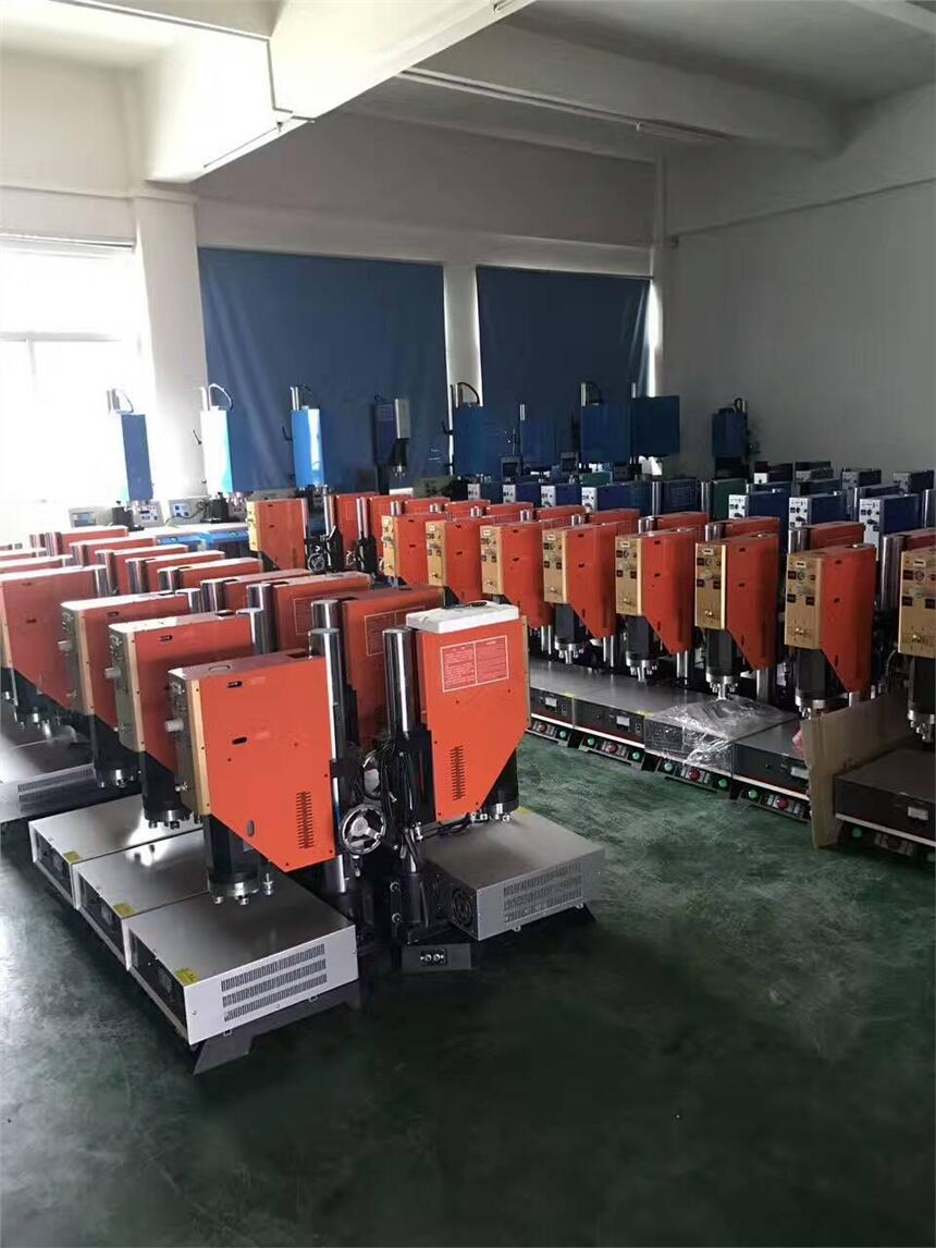 20K分體超音波玩具焊接模具 萬(wàn)江PP塑料超聲波焊接加工模具