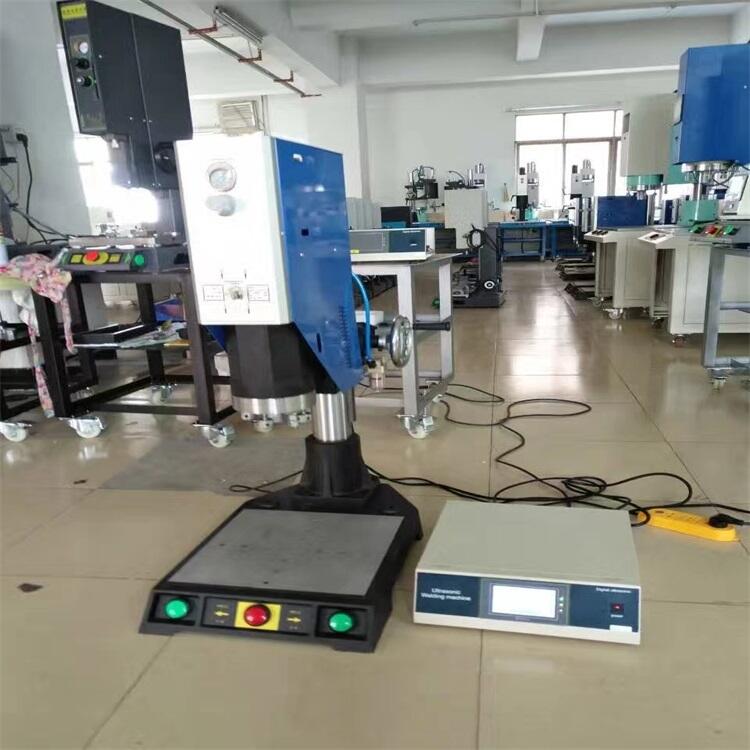 節(jié)能燈塑料殼超聲波熔接機佛山充電器塑焊機 江門市超聲波熔接機