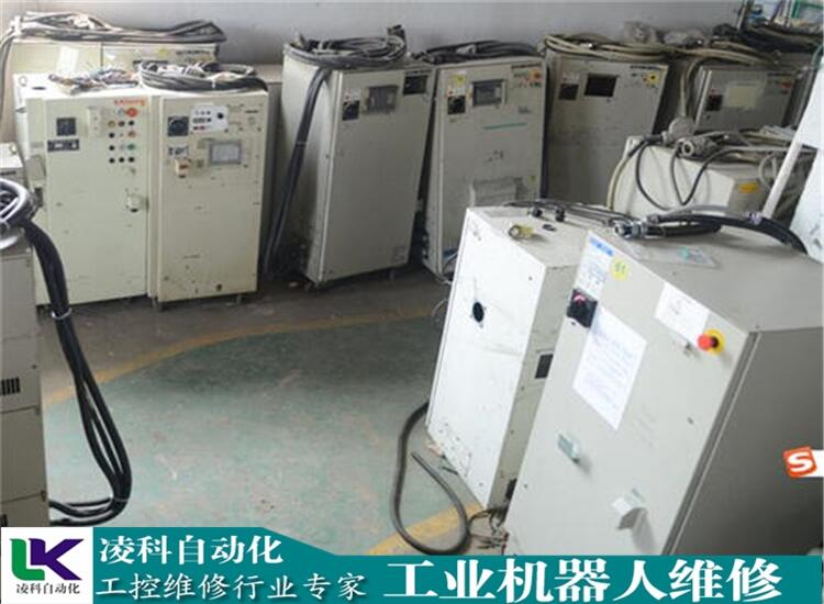 關節(jié)機器人維修溫度高豎線