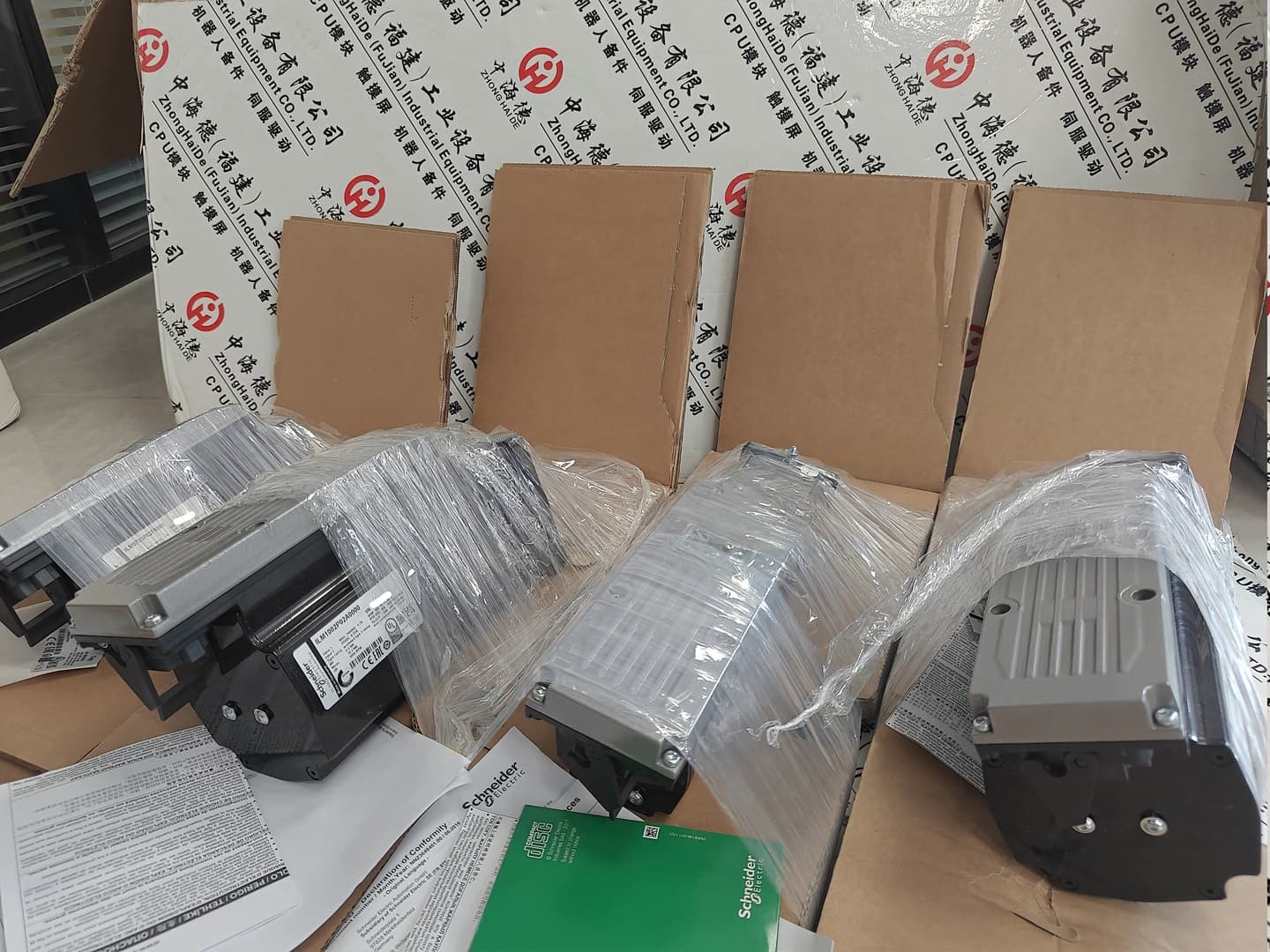 云南推送:施耐德驅(qū)動器LXM52DD72C41000(2024全+境/派+送/直+達(dá))