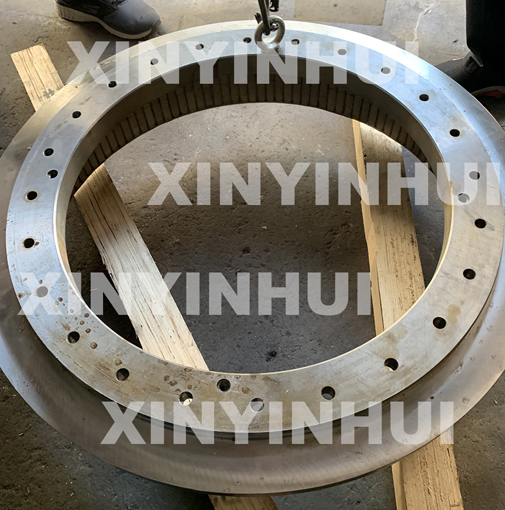 CNC加工中心轉(zhuǎn)臺(tái)電機(jī)維修