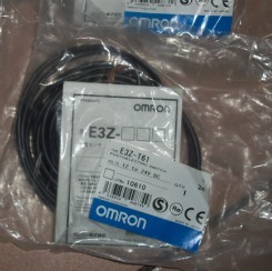OMRON接近開關(guān)E3Z-D62，E3Z-D82