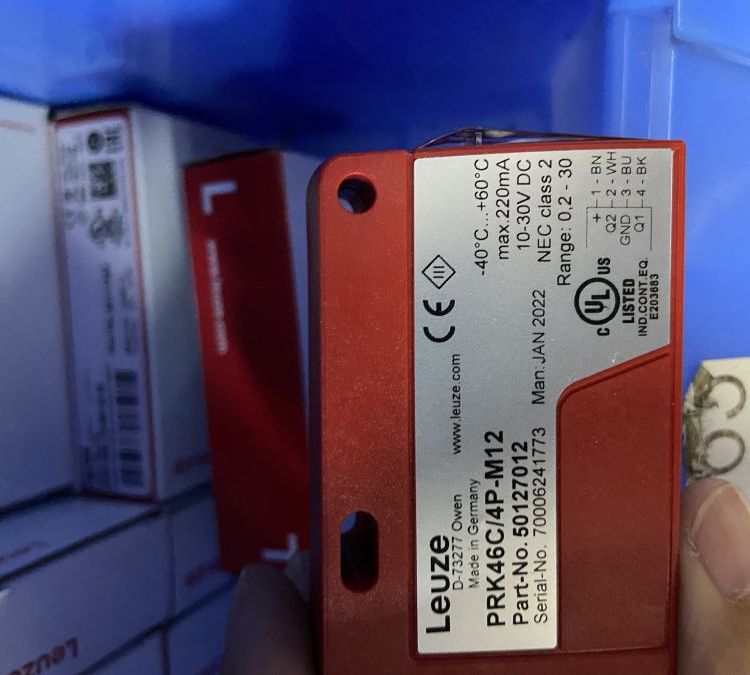 E H全新CM442-3PQ7\/0變送器CM442-AAM1A2F010A AK現(xiàn)貨中文界面