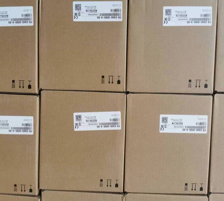 三菱代理商變頻器FR-CS82S-070-601.5KW單相220V