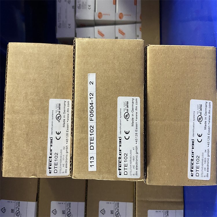 德國巴魯夫光電測距開關BOD21M-LA01-S92原裝