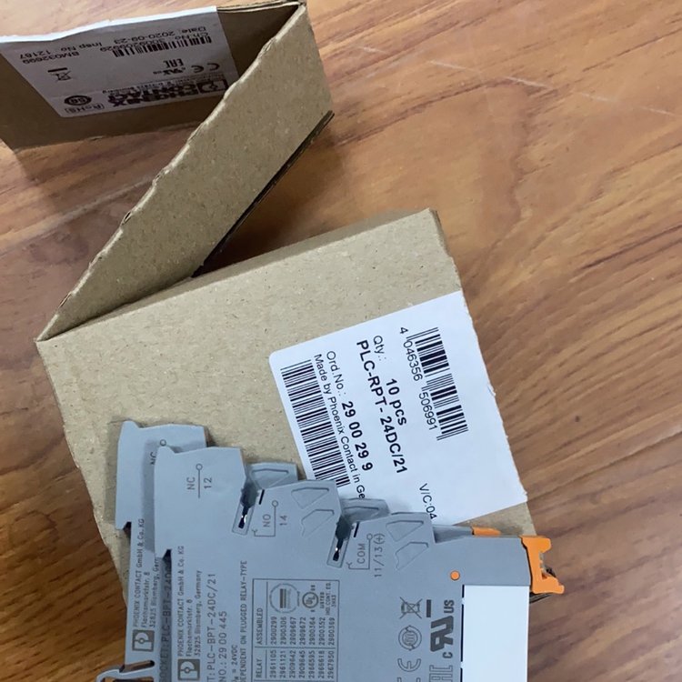 原裝PLC-RPT-230UC\/21-21AU\/RWF-2900345菲尼克斯繼電器