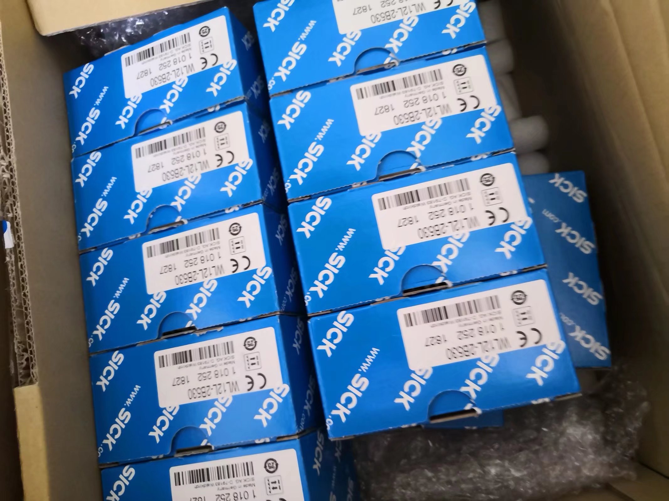 DT35-B15551西克SICK施克激光中程距離傳感器