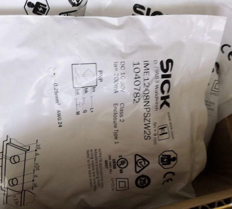 DL35-B15552西克SICK施克測(cè)距傳感器，光電開關(guān)