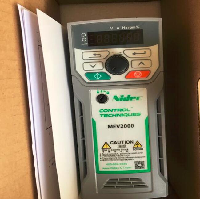 銷售尼得科艾默生變頻器M702-05400270A現(xiàn)貨原裝正品，當(dāng)天發(fā)貨