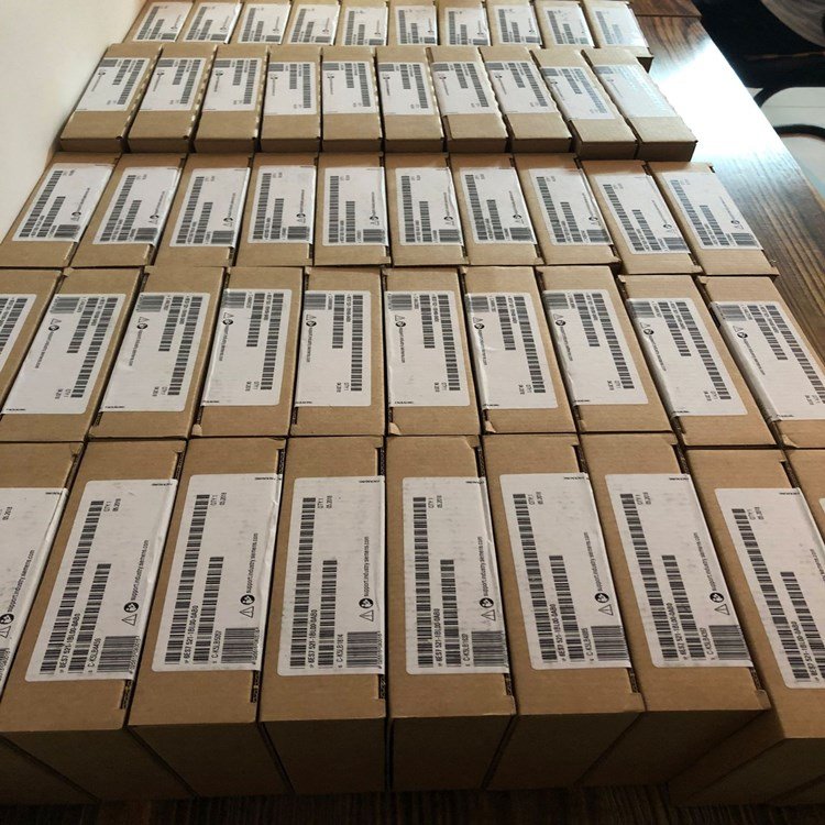 現(xiàn)貨6ES7226-6BA\/6DA\/6RA32-0XB0西門(mén)子S7-1200FPLC擴(kuò)展模塊